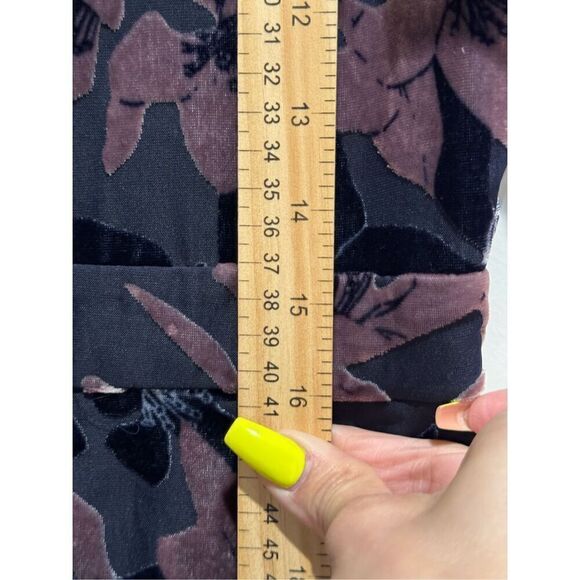 NWOT Sam Edelman Burnout Flutter Sleeves Velvet Floral Flare Sheath Hem Dress 4 - Picture 12 of 16